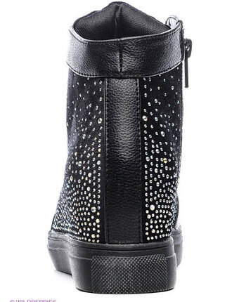 Миниатюра фотографии Сникеры, burlesque