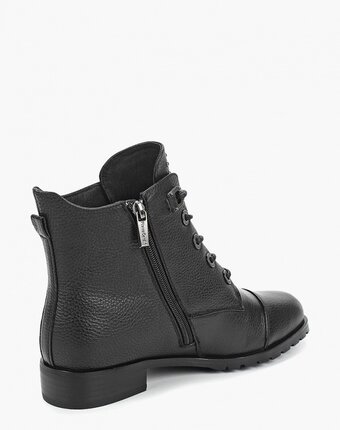 Миниатюра фотографии Ботинки pierre cardin