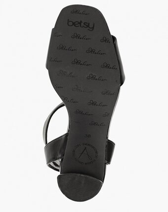 Миниатюра фотографии Босоножки betsy