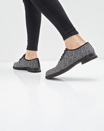 Миниатюра фотографии Ботинки camper