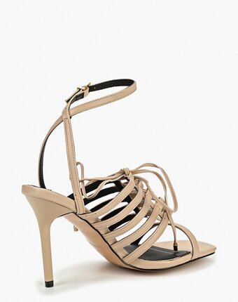 Миниатюра фотографии Босоножки river island