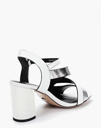 Миниатюра фотографии Босоножки vitacci