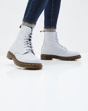 Миниатюра фотографии Ботинки dr. martens