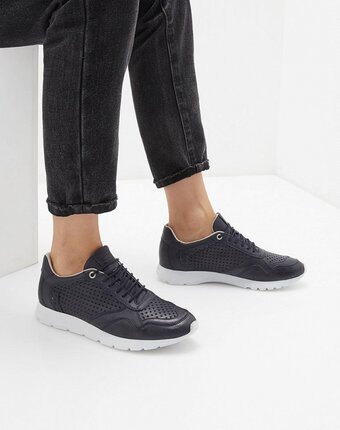 Миниатюра фотографии Кроссовки sekada