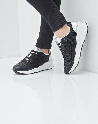 Миниатюра фотографии Кроссовки berkonty