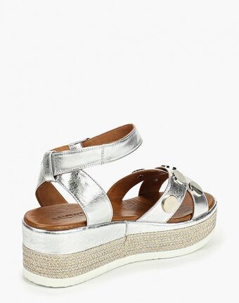 Миниатюра фотографии Босоножки inuovo