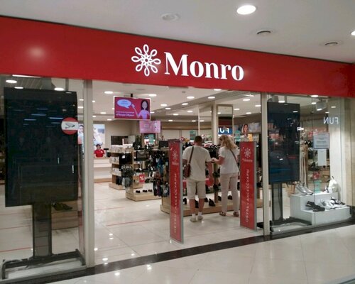 Фотография обувного магазина Monro