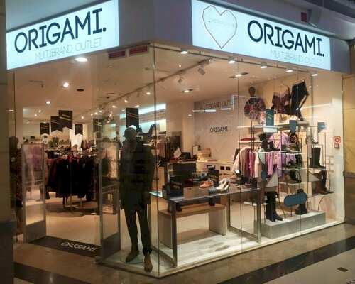 Фотография обувного магазина ORIGAMI
