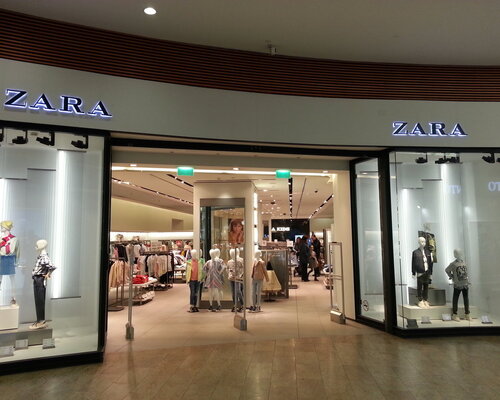 Фотография обувного магазина Zara