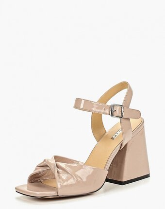 Миниатюра фотографии Босоножки vitacci