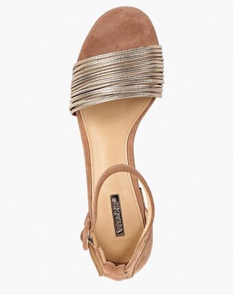 Миниатюра фотографии Босоножки vitacci