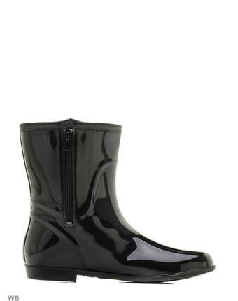 Миниатюра фотографии Резиновые сапоги, деревья