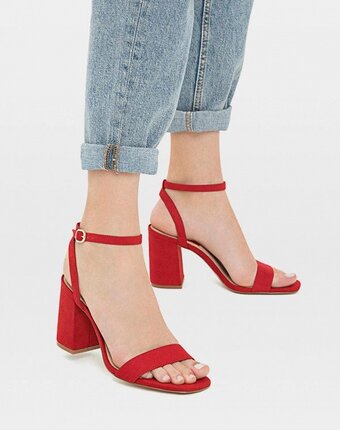 Миниатюра фотографии Босоножки stradivarius