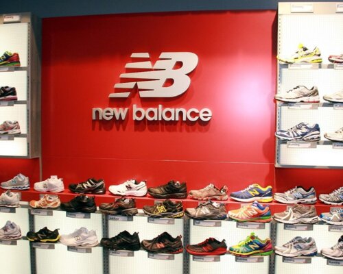 Фотография обувного магазина New balance