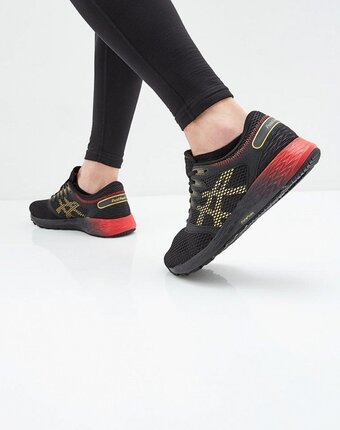 Миниатюра фотографии Кроссовки asics