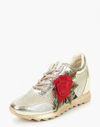 Миниатюра фотографии Кроссовки grand style