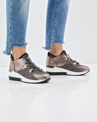 Миниатюра фотографии Кроссовки chezoliny