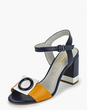 Миниатюра фотографии Босоножки indiana