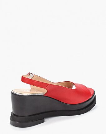 Миниатюра фотографии Босоножки clovis