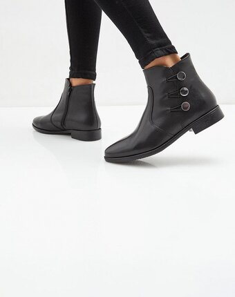 Миниатюра фотографии Ботинки tamaris