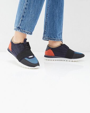 Миниатюра фотографии Кроссовки corina