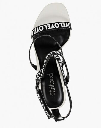 Миниатюра фотографии Босоножки girlhood