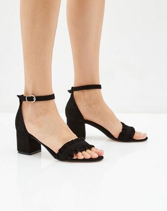 Миниатюра фотографии Босоножки bata