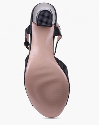 Миниатюра фотографии Босоножки pierre cardin
