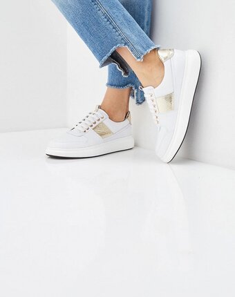 Миниатюра фотографии Кроссовки hcs