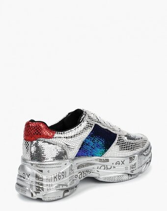 Миниатюра фотографии Кроссовки oshade