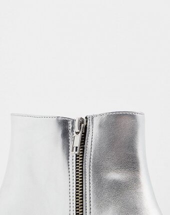 Миниатюра фотографии Ботильоны iblues