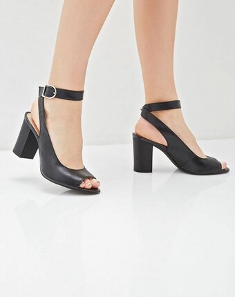 Миниатюра фотографии Босоножки shoobootique