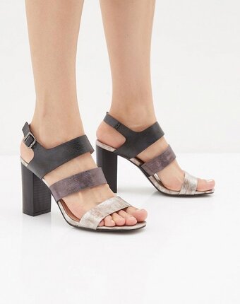 Миниатюра фотографии Босоножки la bottine souriante