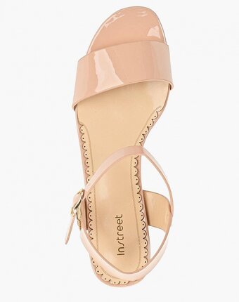 Миниатюра фотографии Босоножки instreet