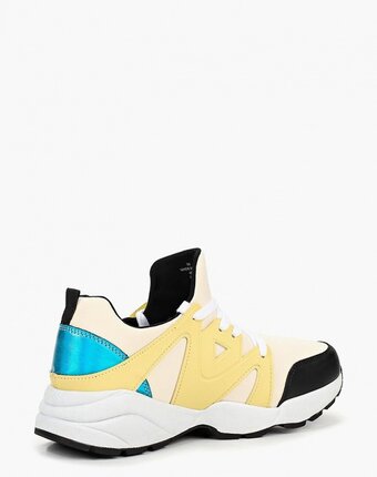 Миниатюра фотографии Кроссовки guess