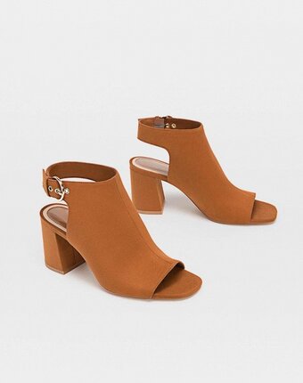 Миниатюра фотографии Босоножки stradivarius