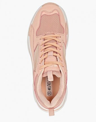 Миниатюра фотографии Кроссовки escan