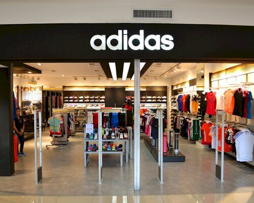 Фотография обувного магазина Adidas