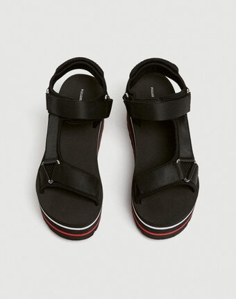 Миниатюра фотографии Босоножки pull&bear