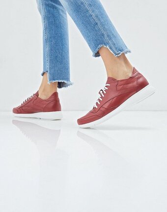 Миниатюра фотографии Кроссовки der spur