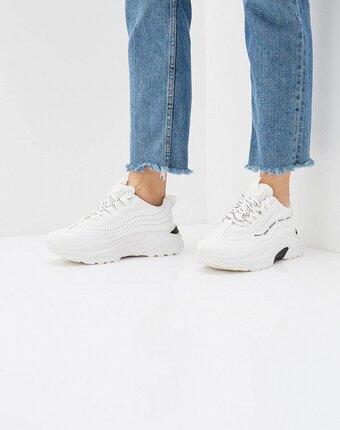 Миниатюра фотографии Кроссовки queen vivi