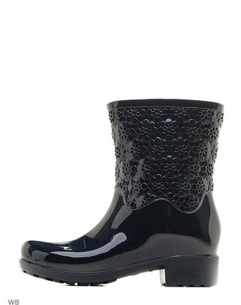 Миниатюра фотографии Резиновые сапоги, деревья