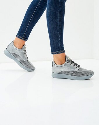 Миниатюра фотографии Кроссовки hestrend