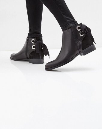 Миниатюра фотографии Ботинки bata