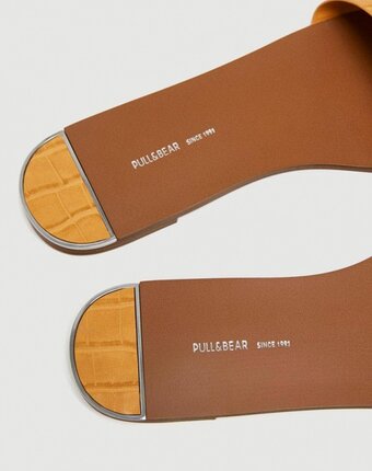 Миниатюра фотографии Сабо pull&bear