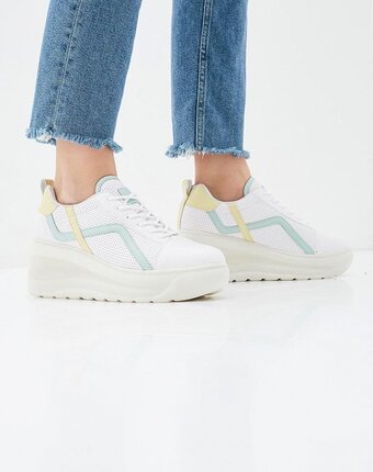 Миниатюра фотографии Кроссовки kylie