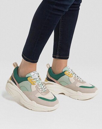 Миниатюра фотографии Кроссовки stradivarius