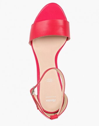 Миниатюра фотографии Босоножки bata