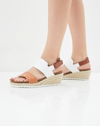 Миниатюра фотографии Босоножки weinbrenner by bata
