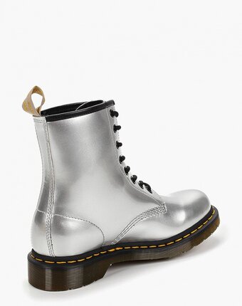 Миниатюра фотографии Ботинки dr. martens